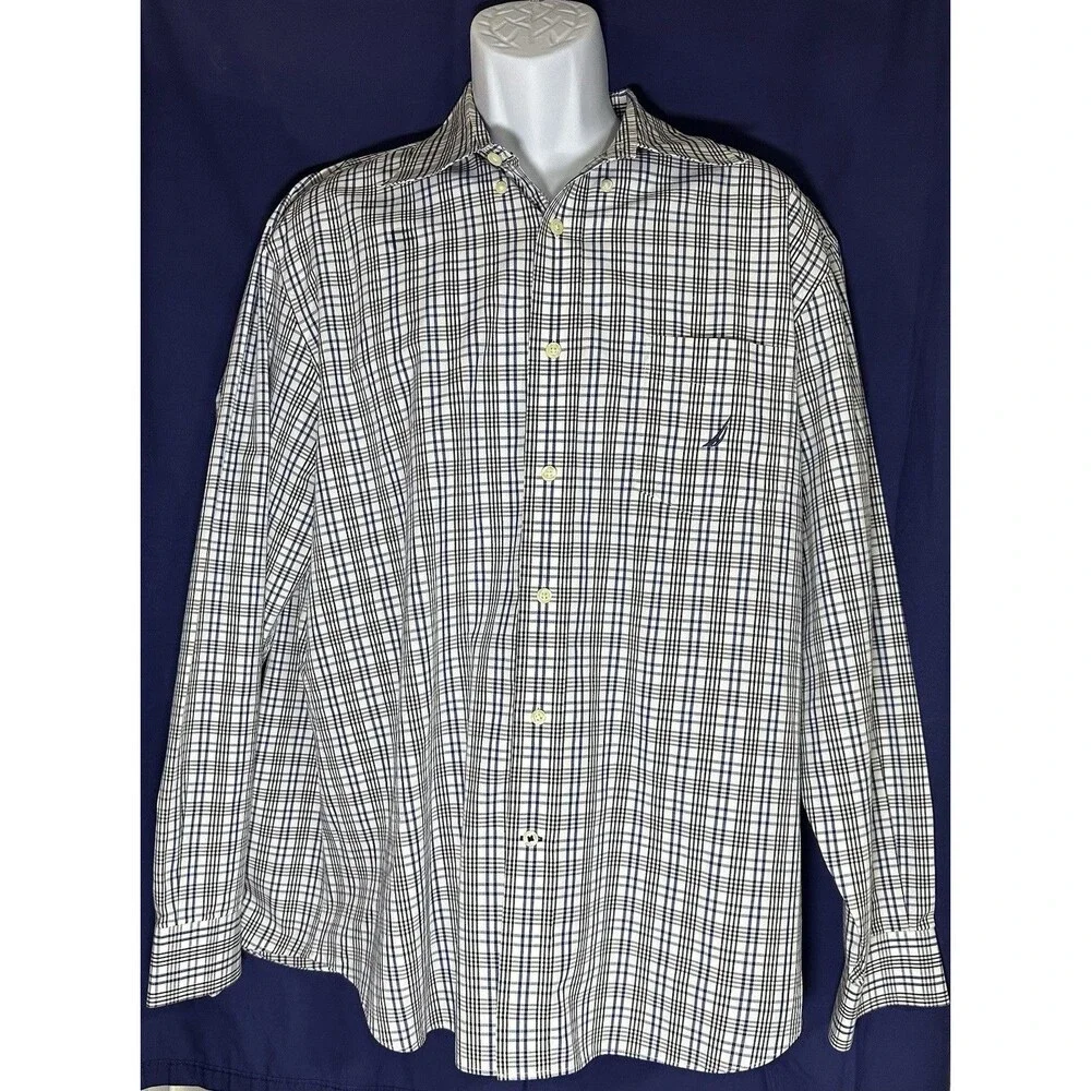 Nautica Men's XL Long Sleeve Button Up Plaid Shirt - Wrinkle Resistant